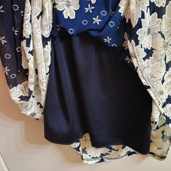 Siren Lily Navy and White Floral Maxi Dress - Picture 4 of 7